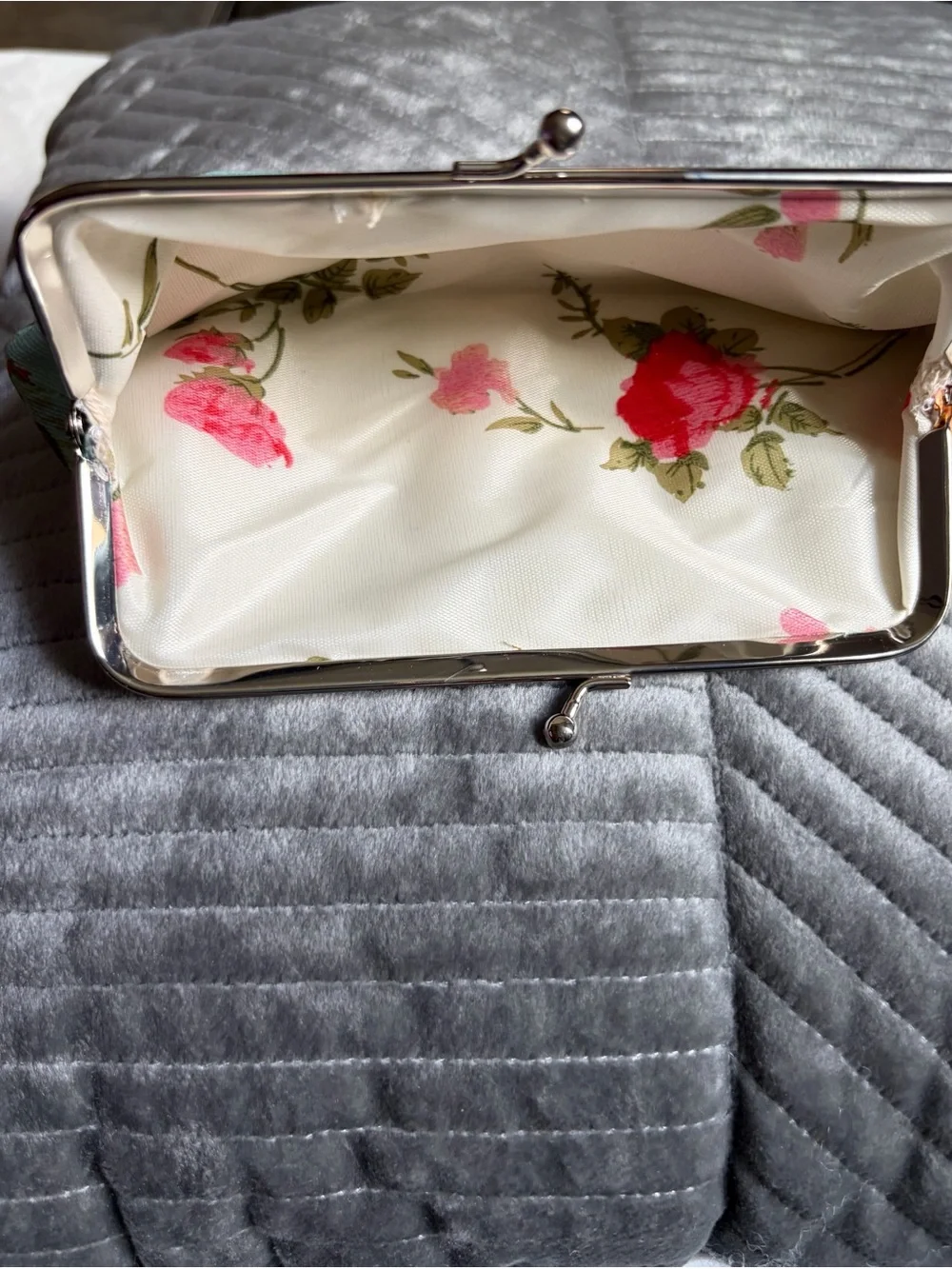 Floral Kiss-Lock Clutch Bag in Aqua